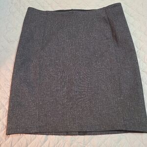NWOT Liverpool Stylish Chic Versatile Sophisticated Comfortable Gray Skirt Sz14P
